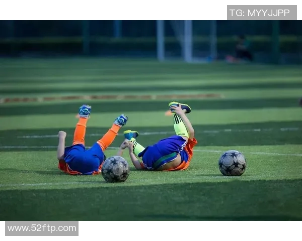 足球九爷的传奇人生与球场背后的故事揭秘